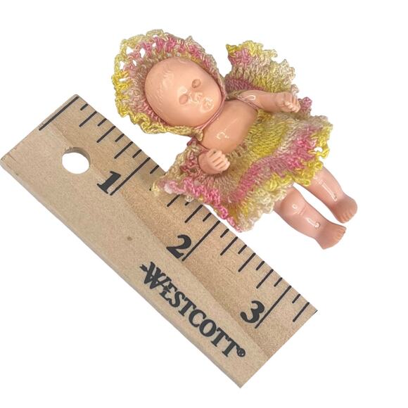 Vintage Miniature Celluloid Plastic DOLL 3" In Crochet Dress & Hat Pink Yellow - Picture 6 of 7